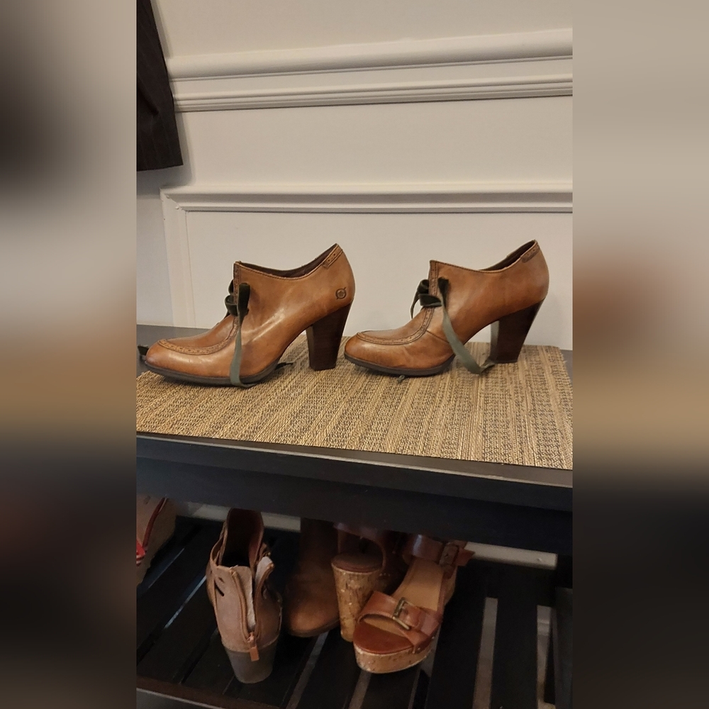 Born Size 6.5 Brown Women's Oxford Shoes - Picture 6 of 7